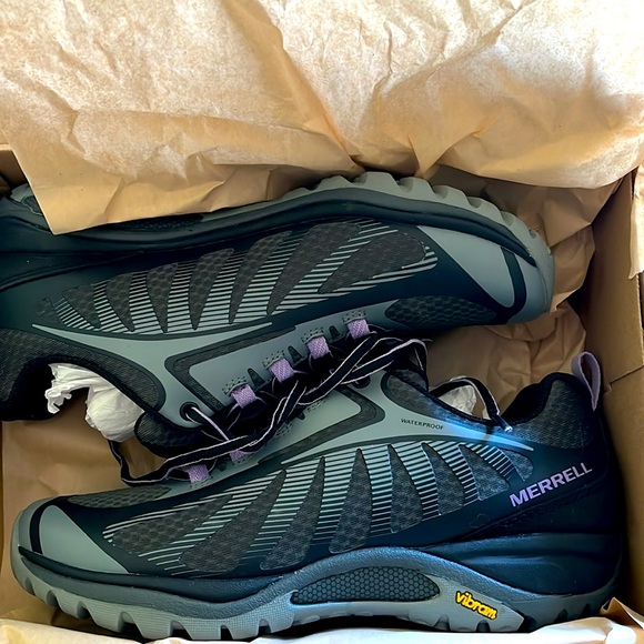 Merrill Women’s Siren Edge 3 Waterproof shoes - Picture 4 of 8